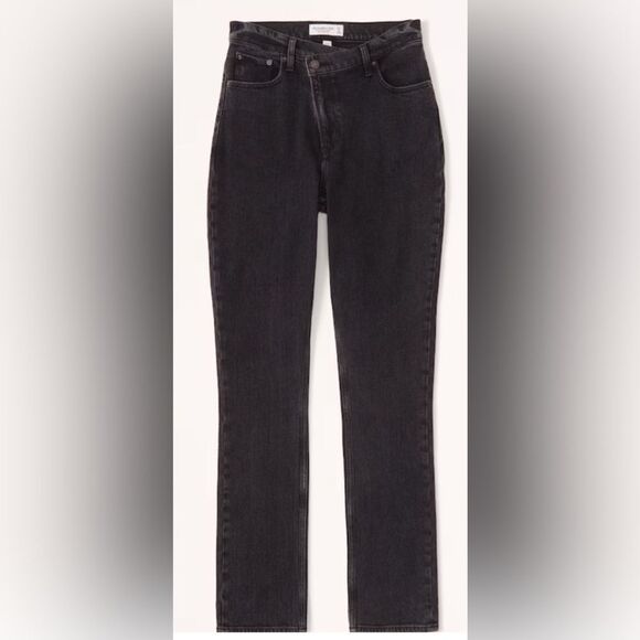 Abercrombie & Fitch Denim - Abercrombie & Fitch Curve Love Ultra High Rise 90s Slim Straight Jean Black 4